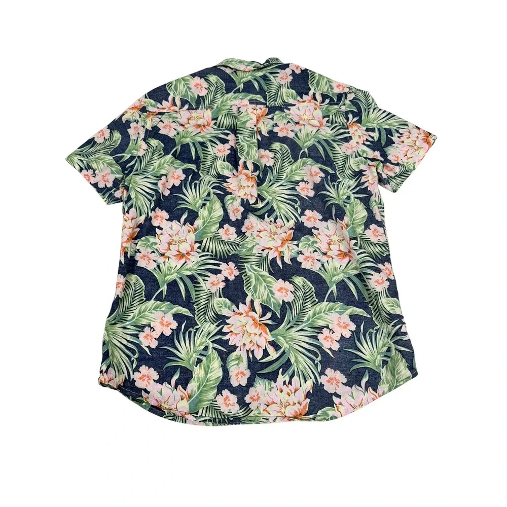 Chubbies Hawaiian Camp Shirt Men's Medium Tropical Floral Button Up Beach Aloha